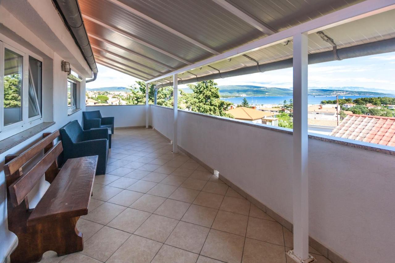 Apartments & Rooms Strcic Petra Krk Town Exterior photo